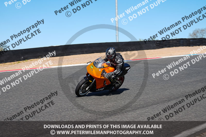 enduro digital images;event digital images;eventdigitalimages;mallory park;mallory park photographs;mallory park trackday;mallory park trackday photographs;no limits trackdays;peter wileman photography;racing digital images;trackday digital images;trackday photos